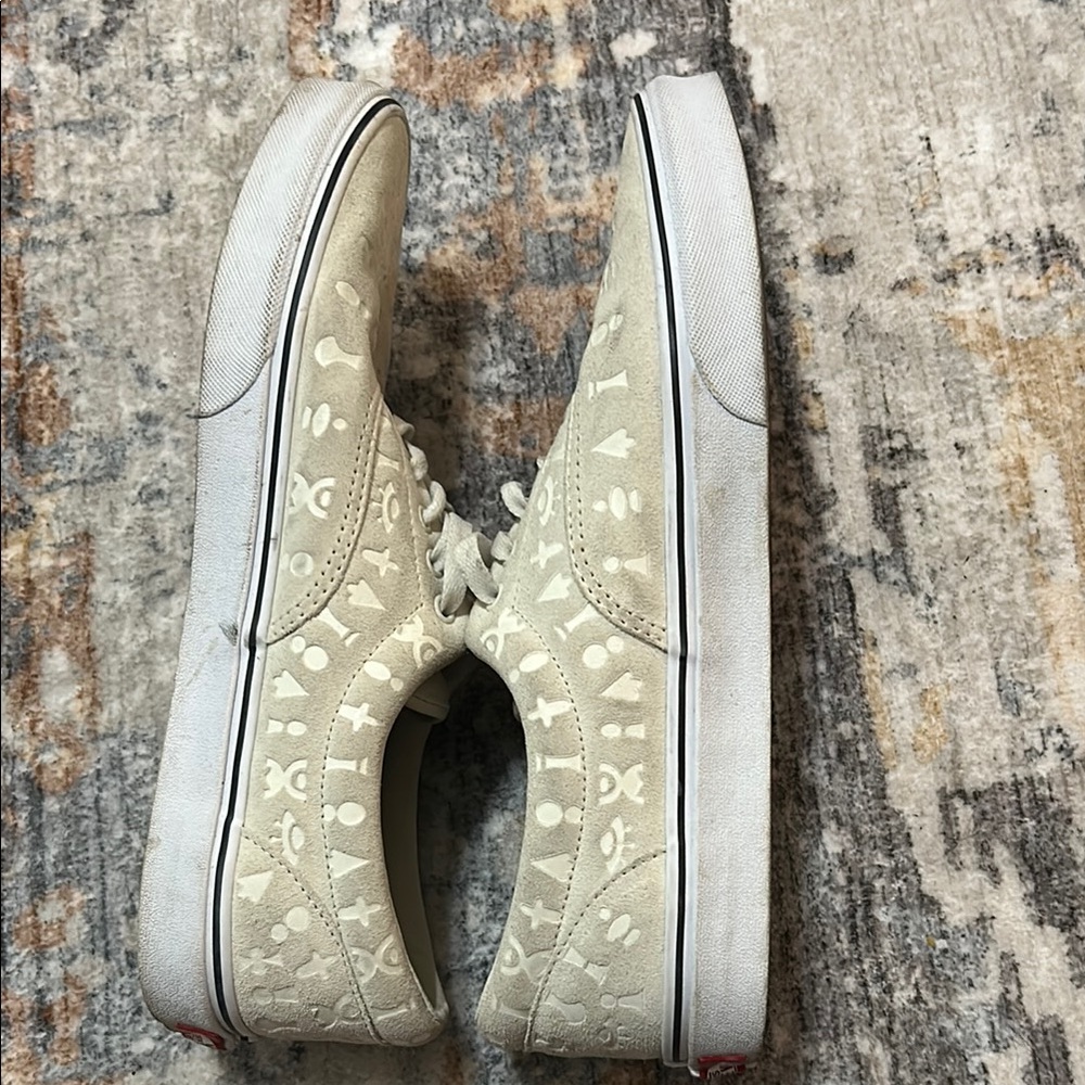 Vans Off-White Patterned Sneakers - image 3